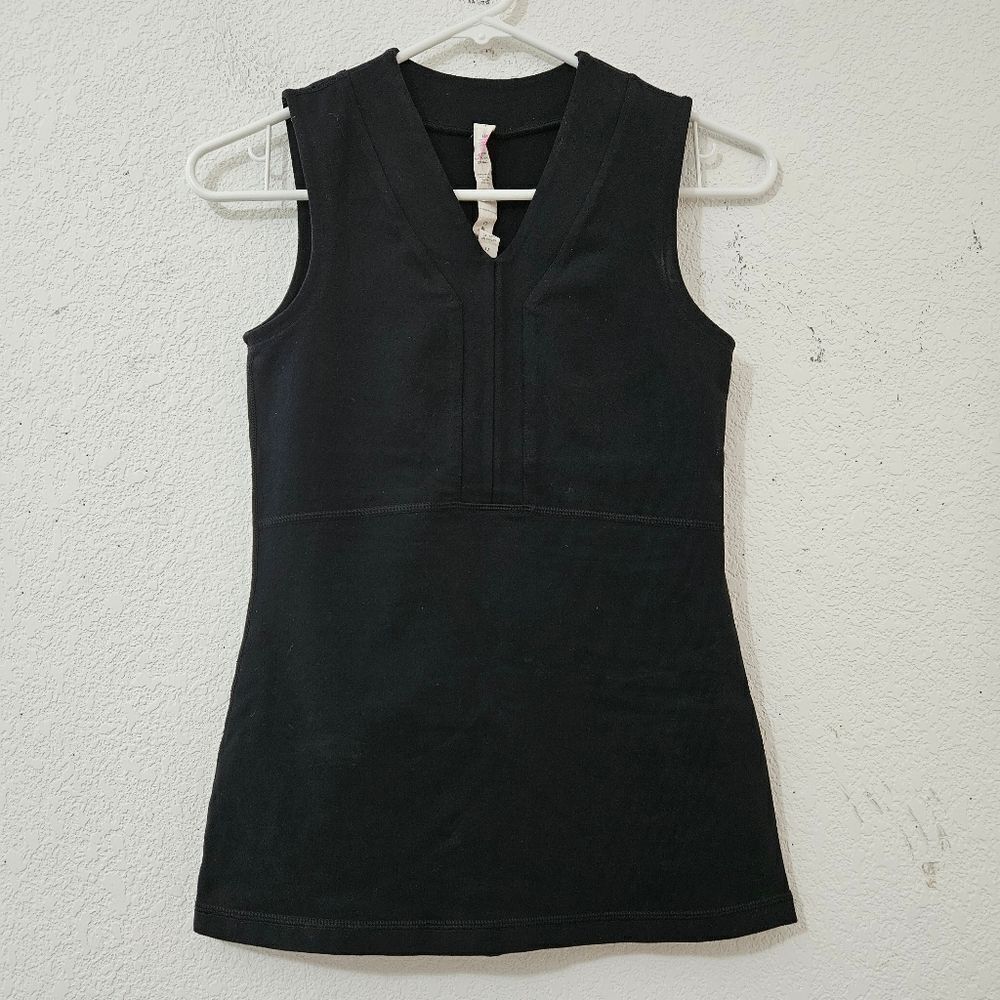 Lululemon Athletica Tanktop Sleeveless Size 4 SALE!